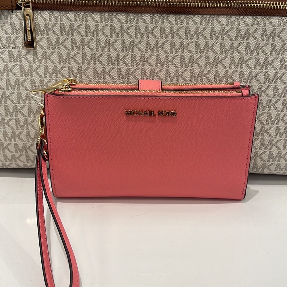 MICHAEL KORS LARGE DOUBLE ZIP WRISTLET WALLET PHONE CASE CLUTCH 
Tea Rose NWT - Picture 6 of 16